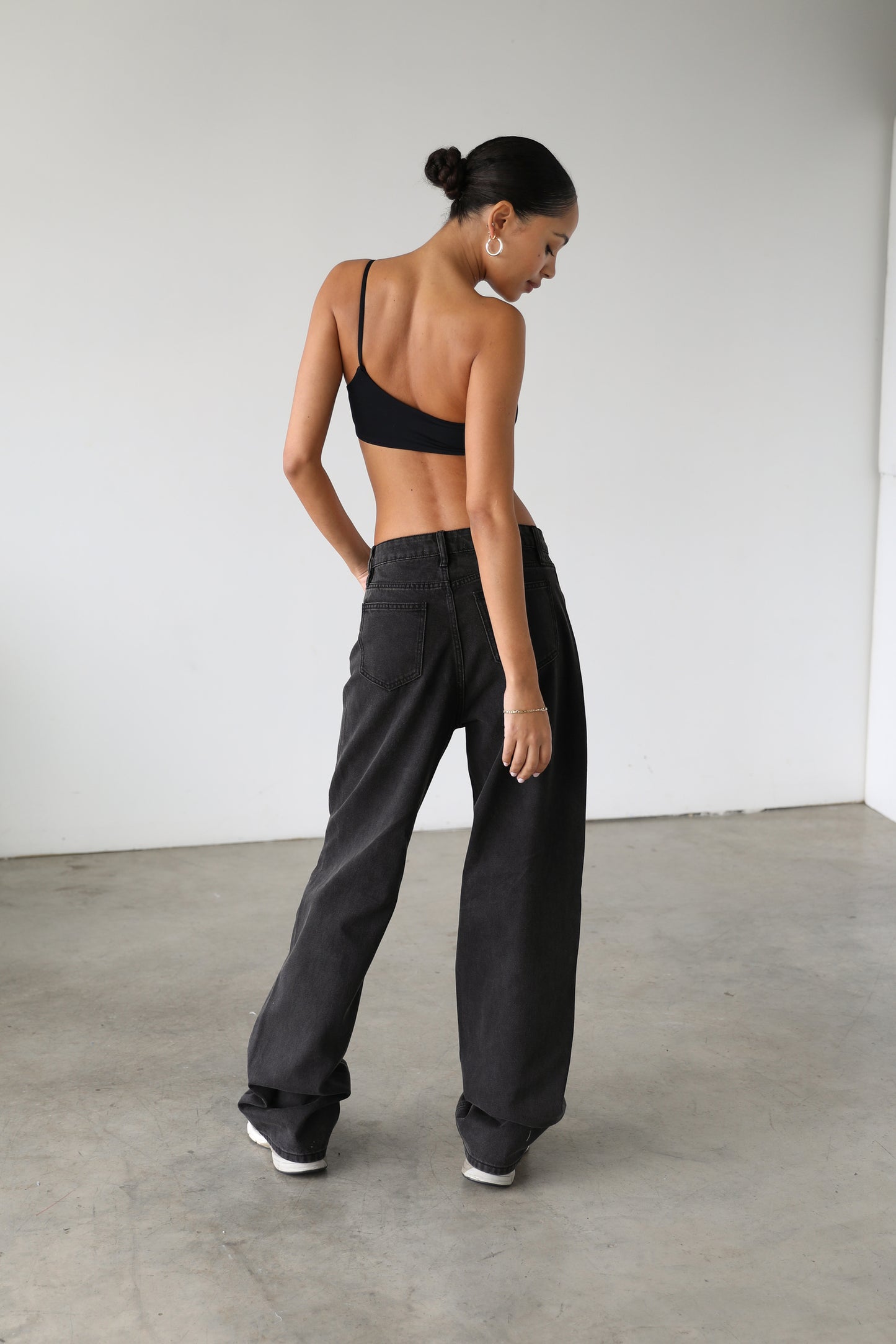 High Rise Straight Wide Leg Skater Denim Jeans - Black- 7118
