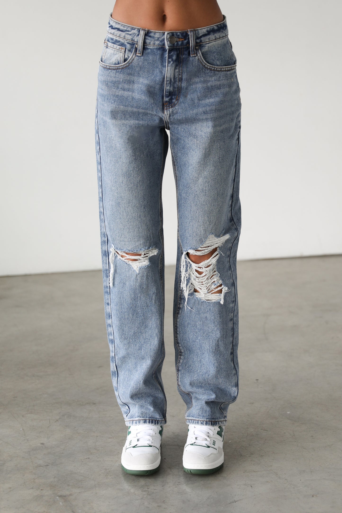 DOGMA DENIM - High Rise Straight Leg Denim Jeans- 7136