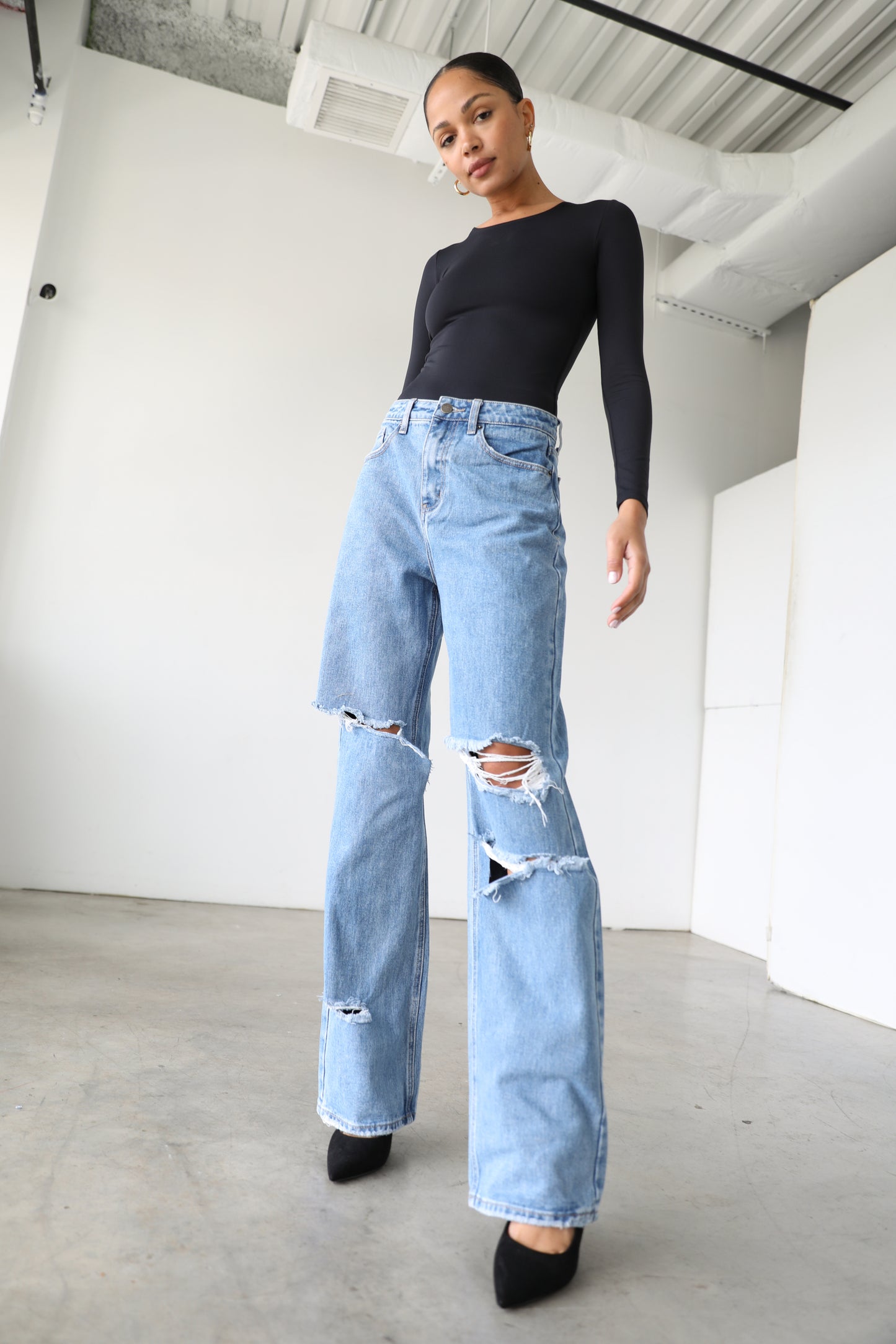 High Rise Straight Wide Leg Denim Jeans- 7129
