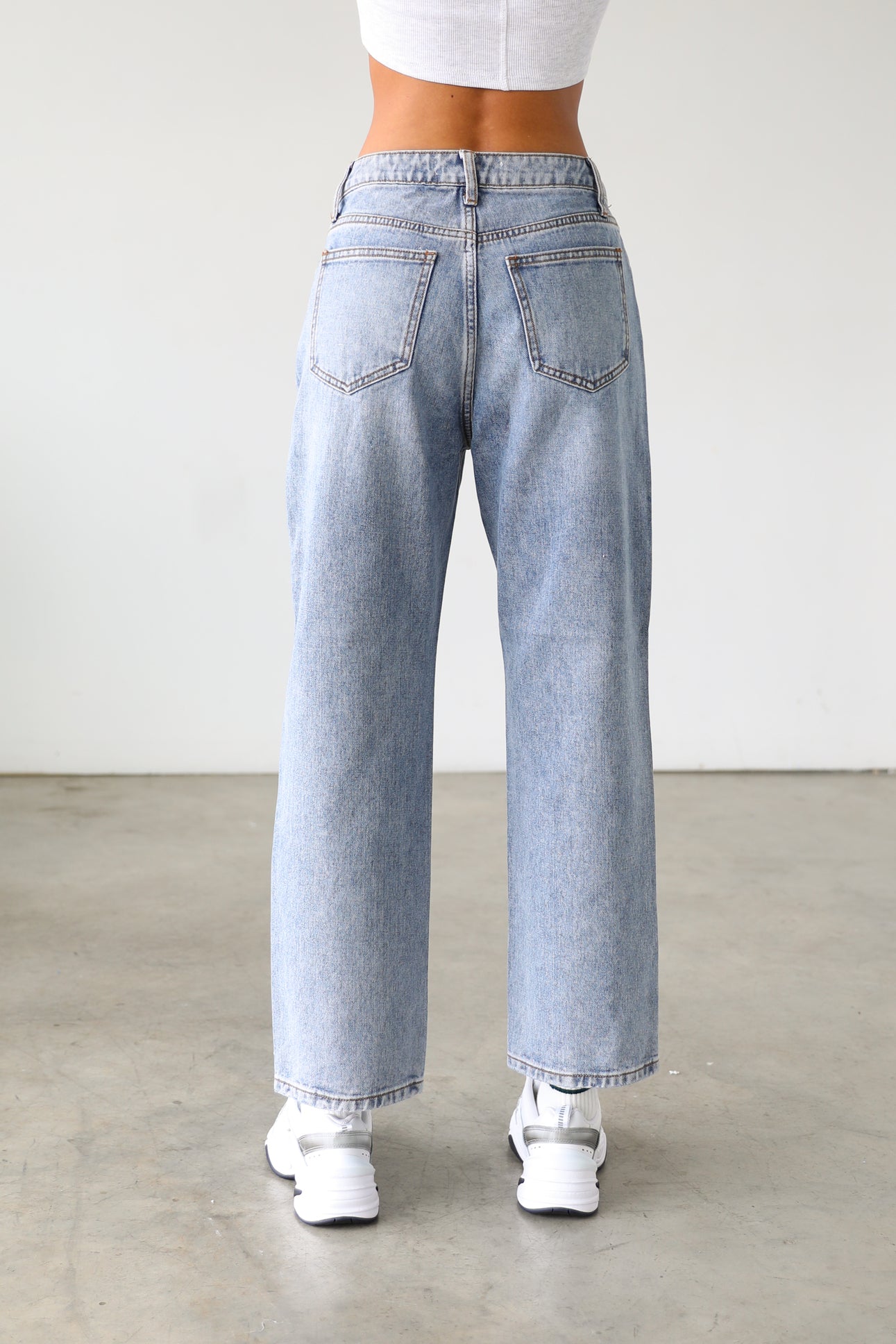 DOGMA DENIM - High Rise Straight Crop Denim Jeans - 7141